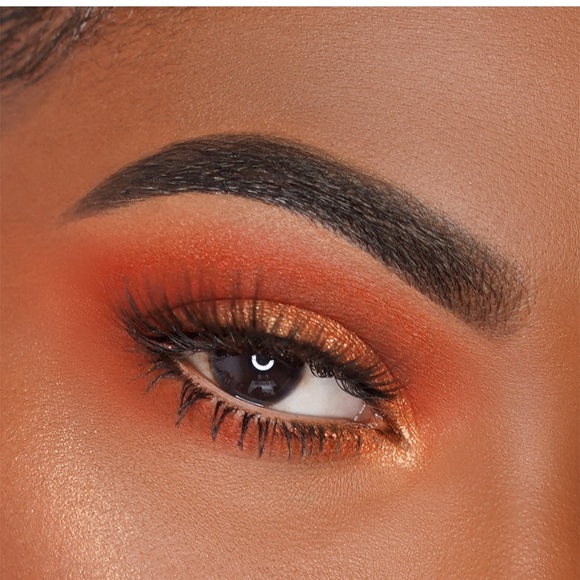 Too Faced Light My Fire Eyeshadow Palette BNIB - Picture 6 of 16